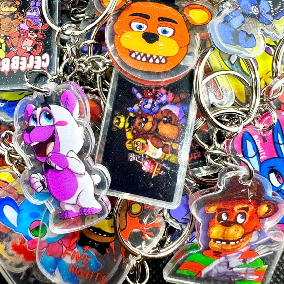 Five Nights At Freddy’s KBK Acrylic Keychains - Picture 1 of 10